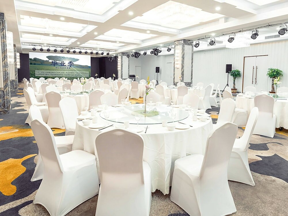 Фото Holiday Inn Express Jinan Exhibition Center