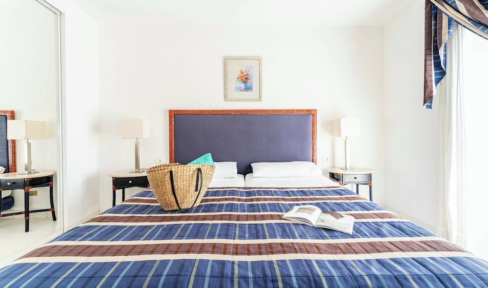 Фото Apartamentos Beverly Hills Heights - Excel Hotels & Resorts