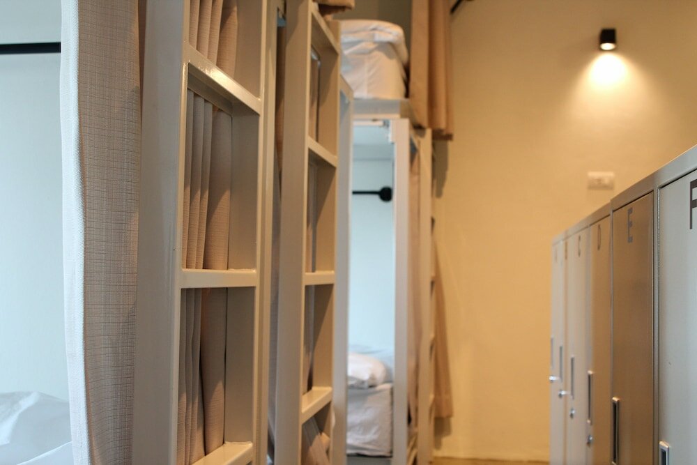 Фото Mad Monkey Bangkok Hostel - Adults Only