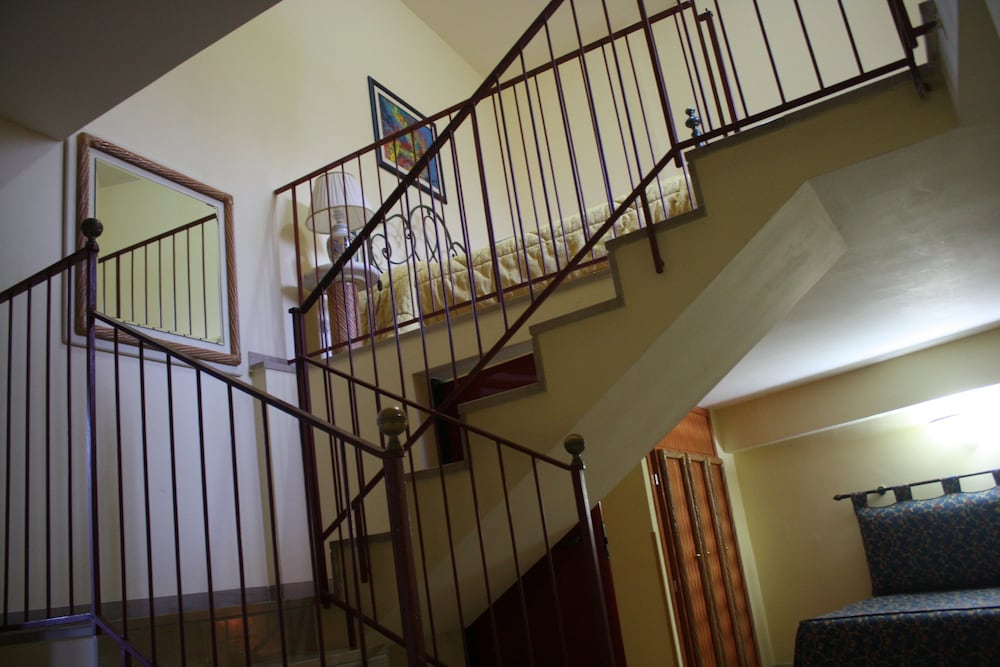 Фото Hotel Elimo