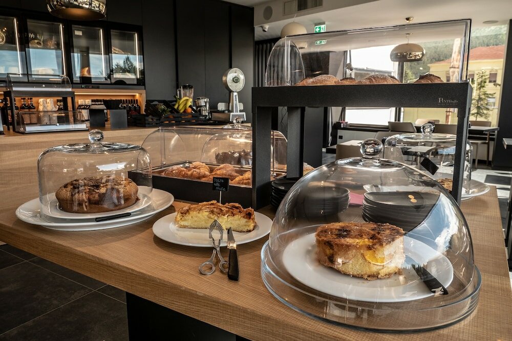 Фото My Suite Hotel