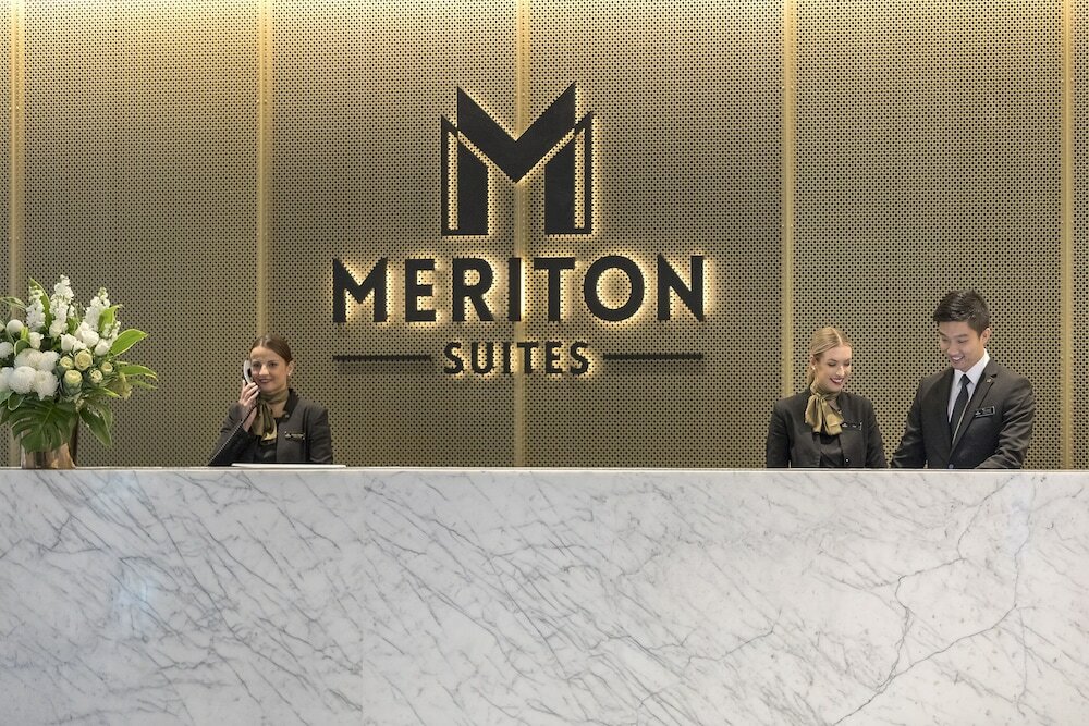 Фото Meriton Suites Sussex Street