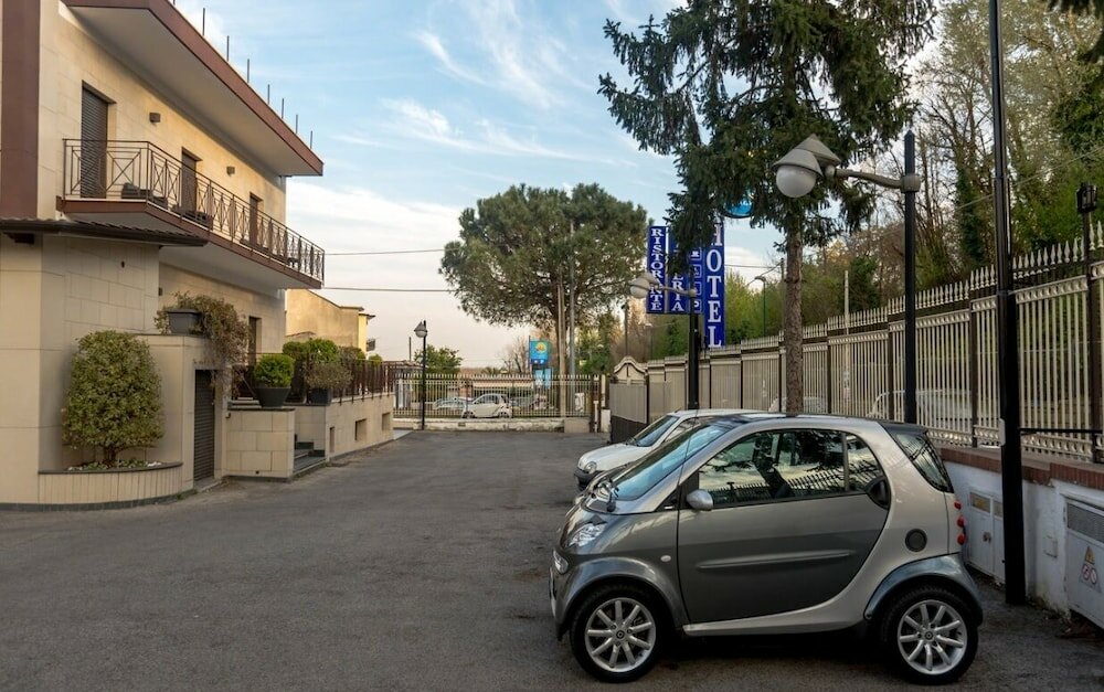 Фото Ranch Palace Hotel