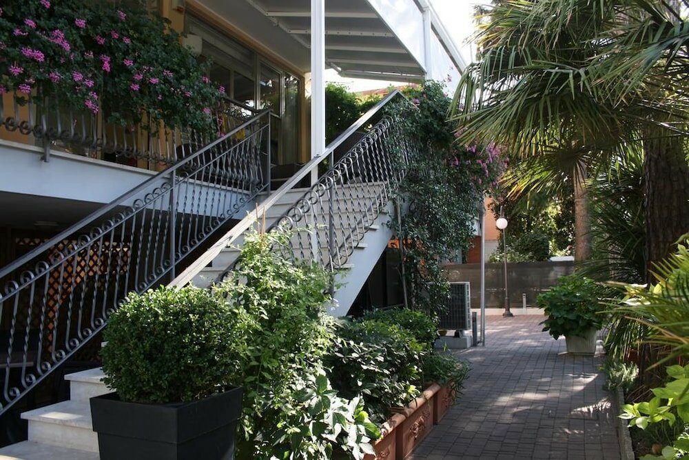 Фото Hotel Bellerofonte