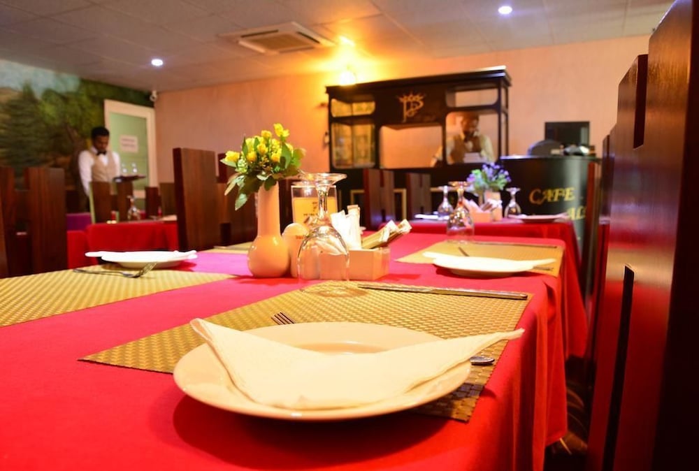 Фото Pearl City Hotel