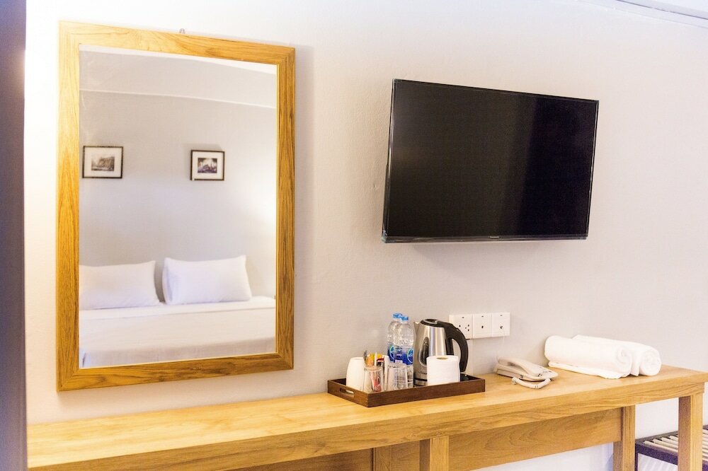 Фото Ratana Hotel