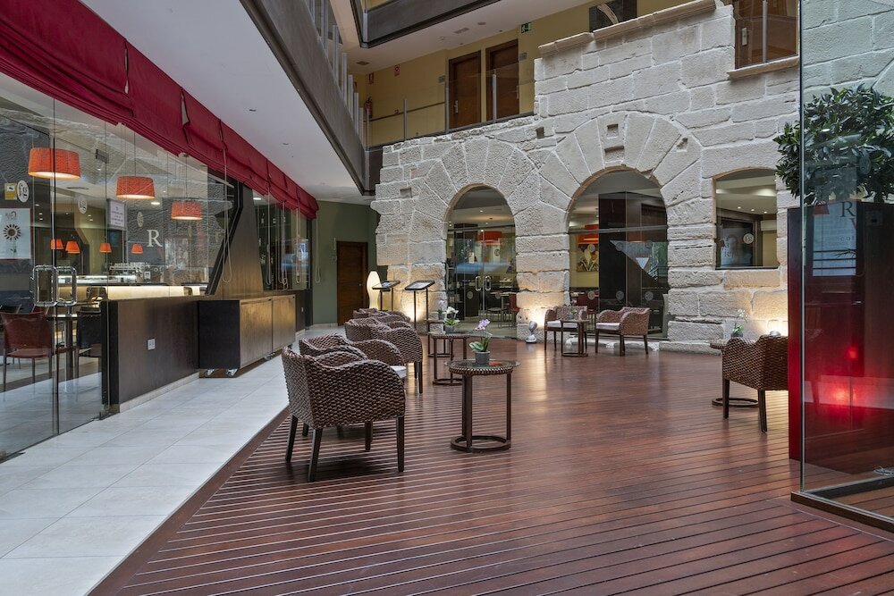 Фото F&g Logroño Hotel