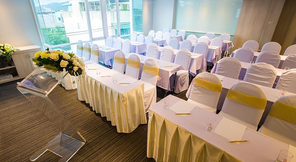 Фото Crystal Hotel Hat Yai