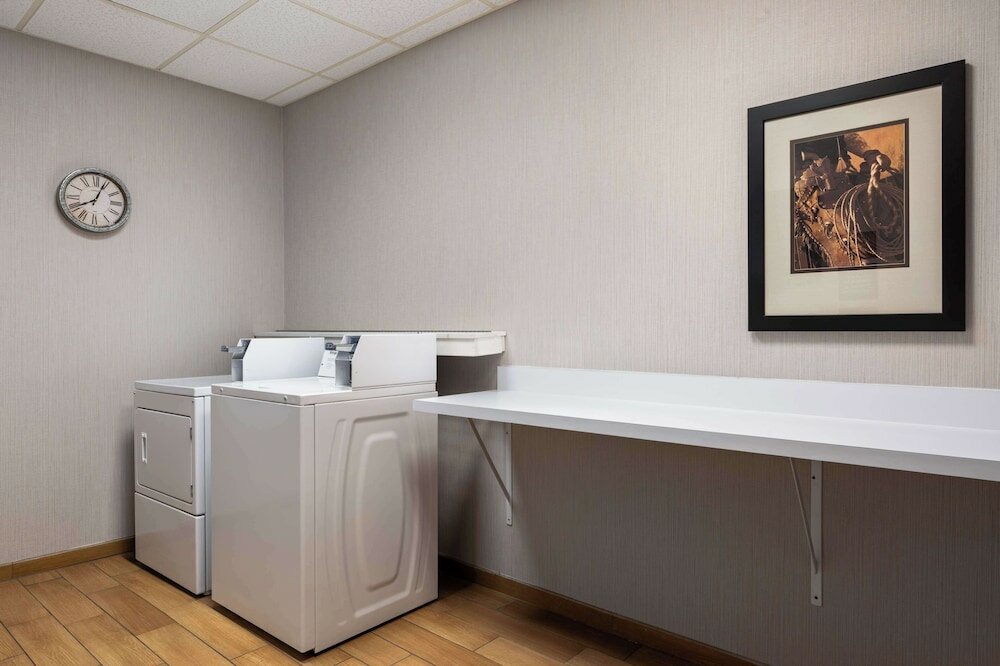 Фото Hampton Inn & Suites Dodge City