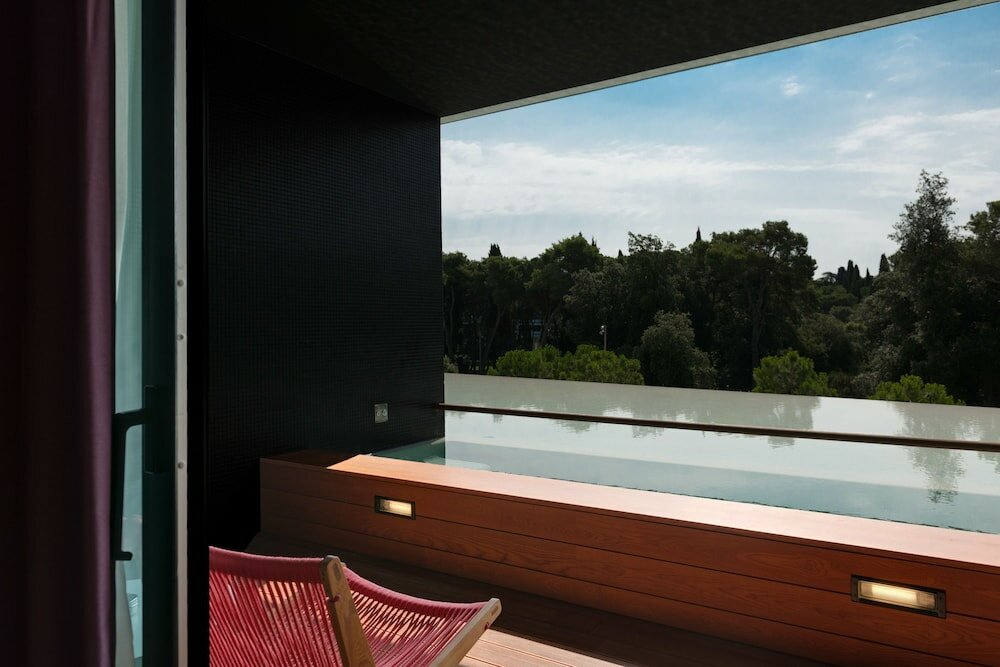 Фото Lone Hotel by Maistra Collection