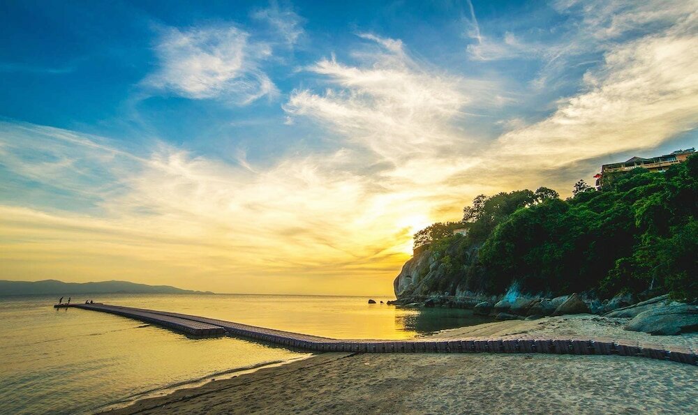 Фото Cocohut Beach Resort & SPA