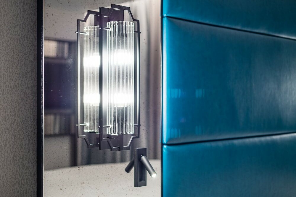 Фото The Dixon Autograph Collection