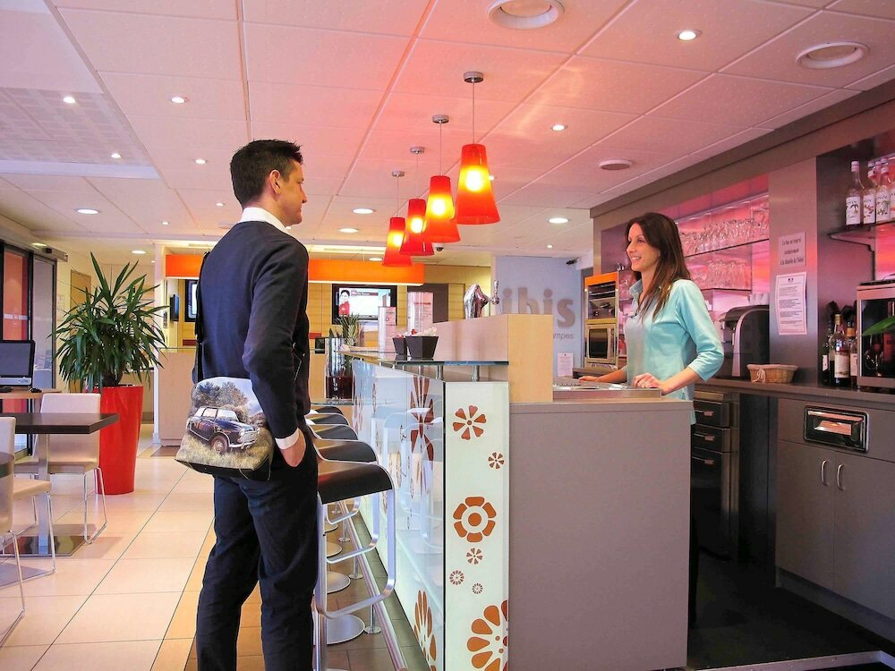 Фото ibis Etampes