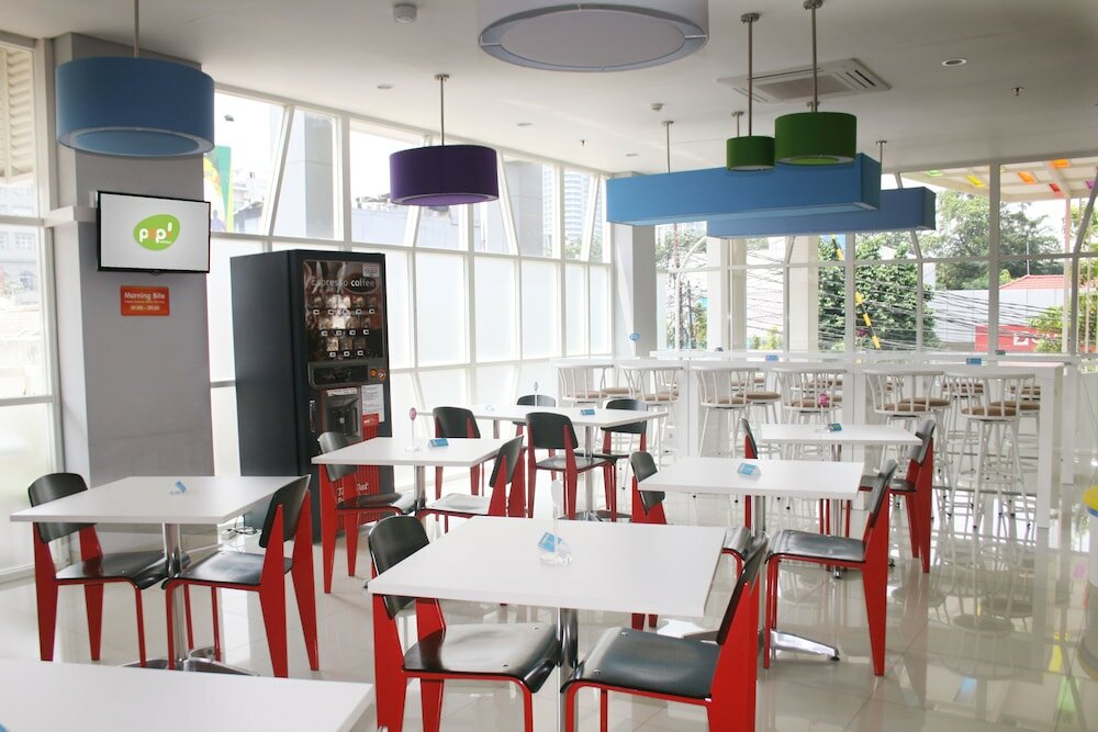 Фото Pop! Hotel Kemang Jakarta