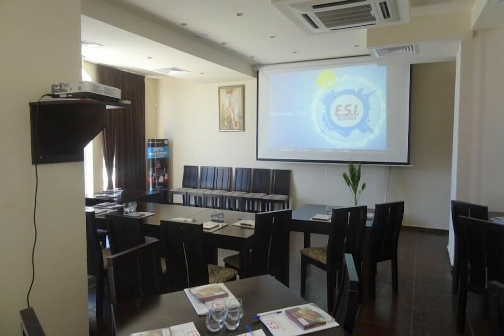 Фото Family Hotel Albizia