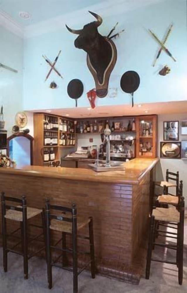 Фото Hostal Sierpes