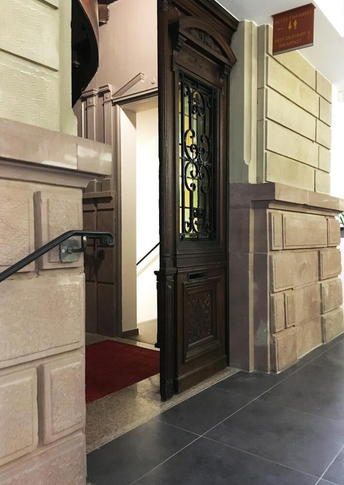 Фото Adonis Strasbourg