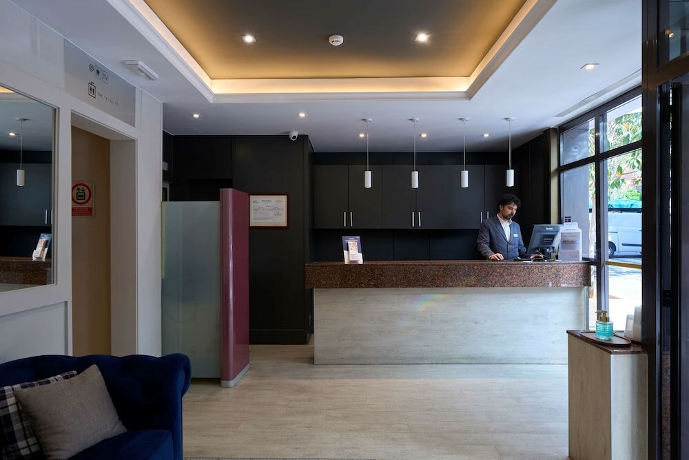 Фото Catalonia Castellnou