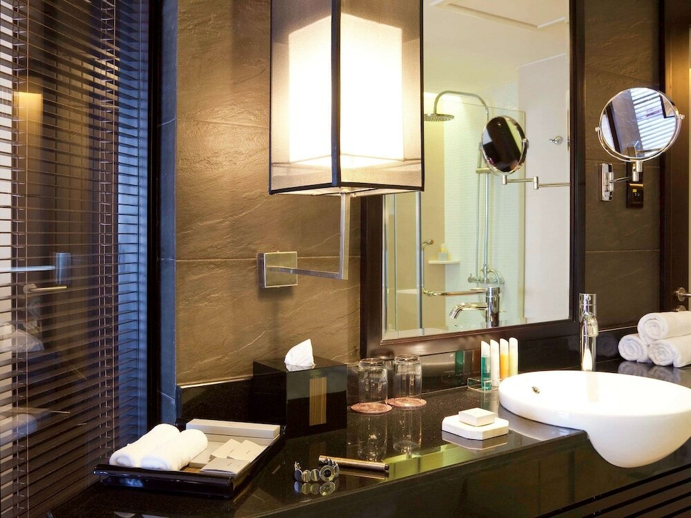 Фото Novotel Halong Bay