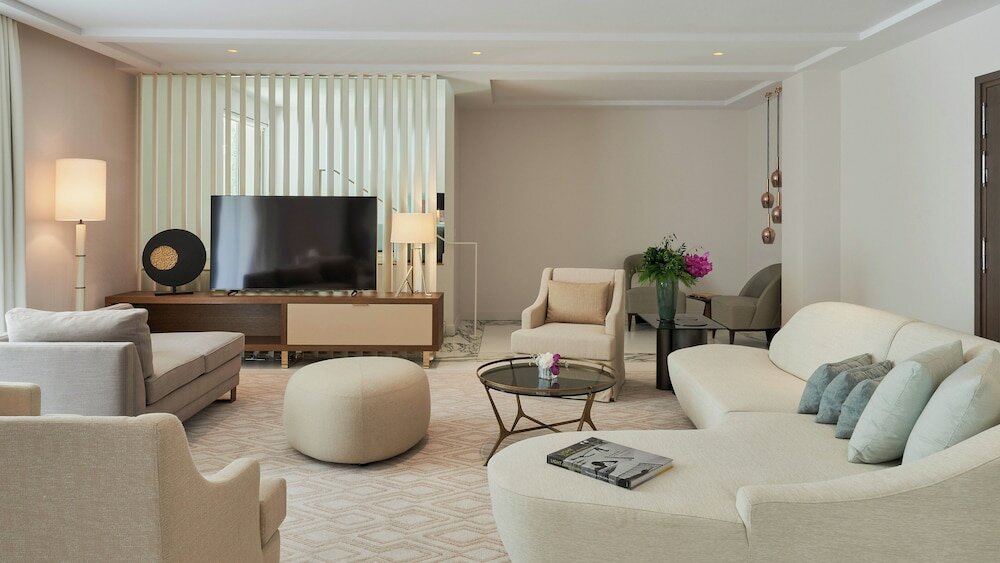 Фото Carlton Cannes, a Regent Hotel