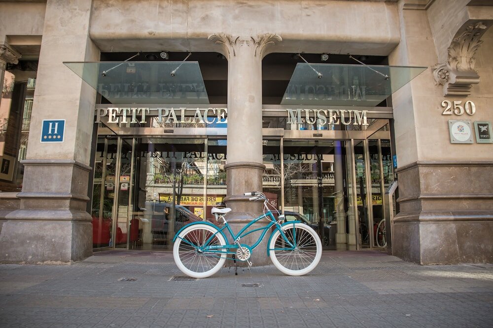 Фото Petit Palace Museum