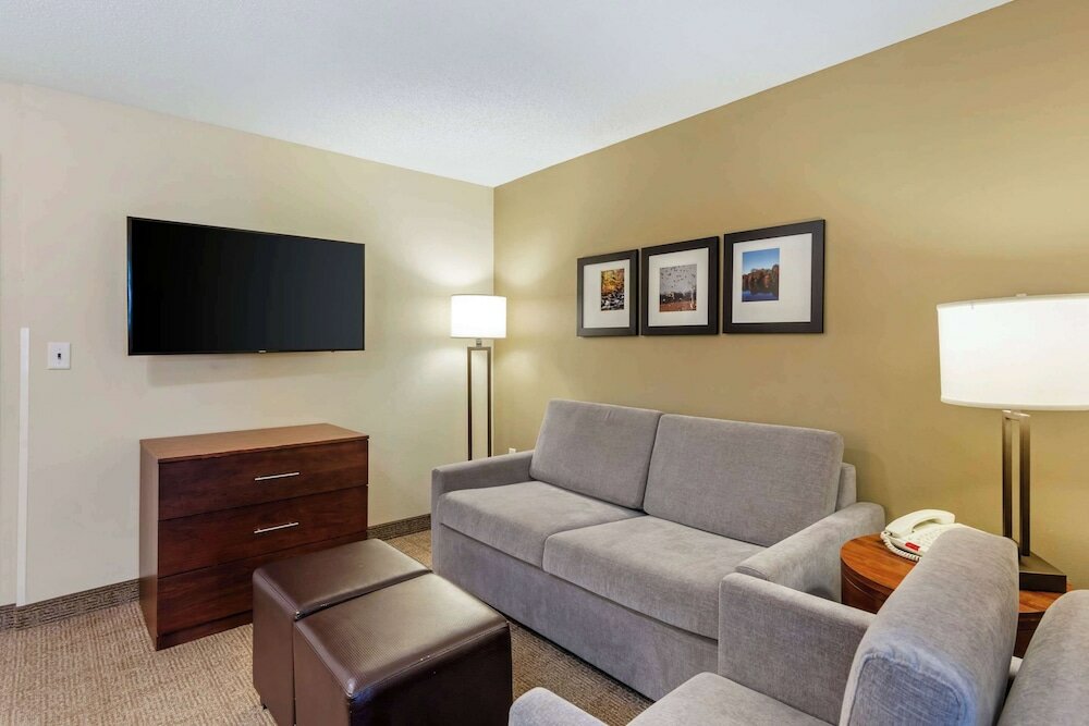 Фото Comfort Inn & Suites