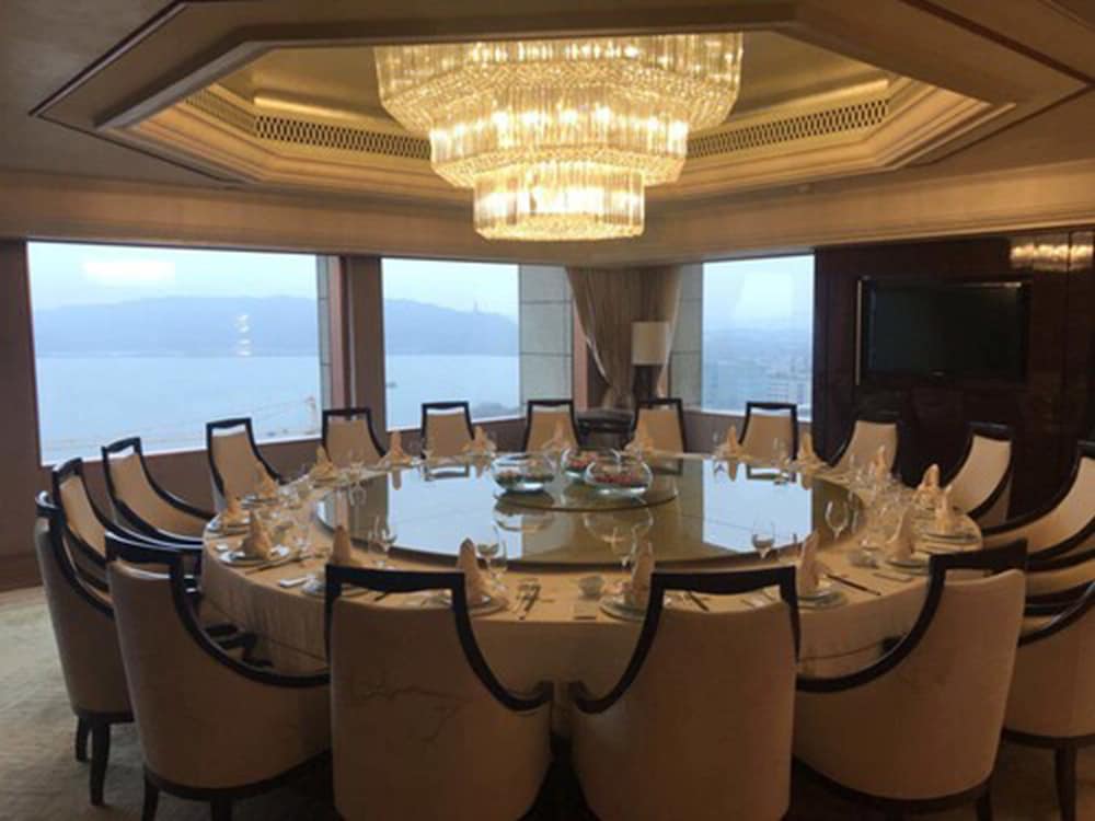 Фото Hangzhou West Lake Xinqiao Hotel