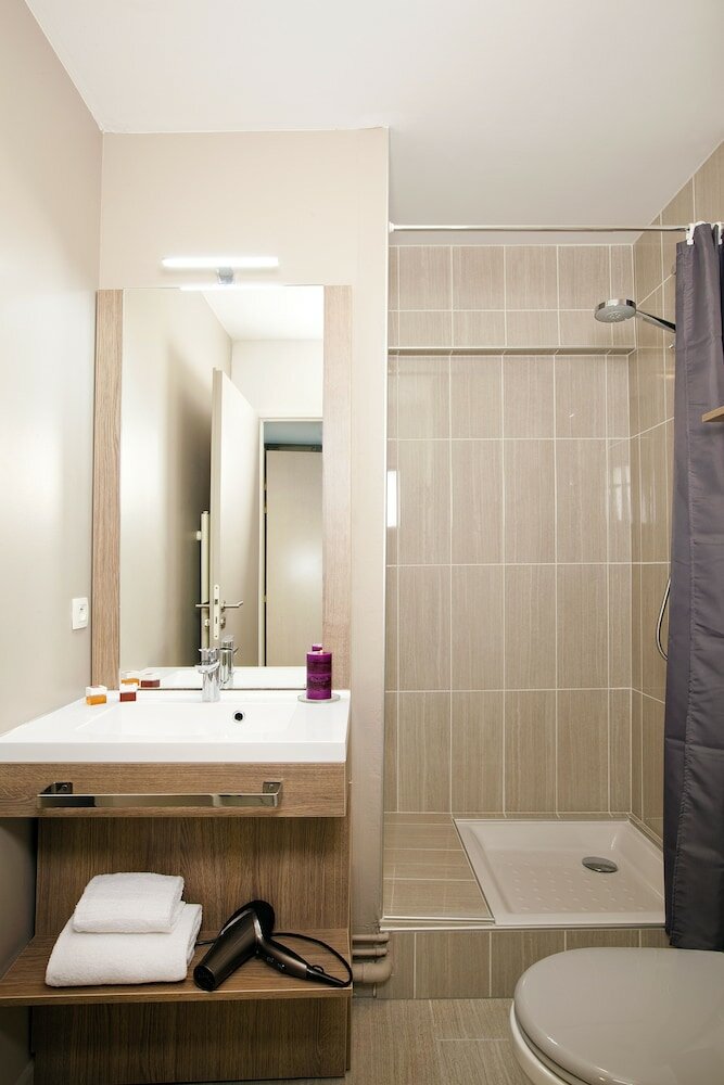 Фото Séjours & Affaires Lille Europe