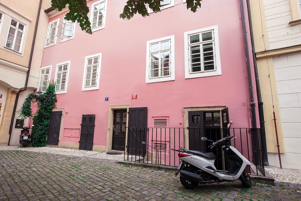 Фото Tyn Yard Residence