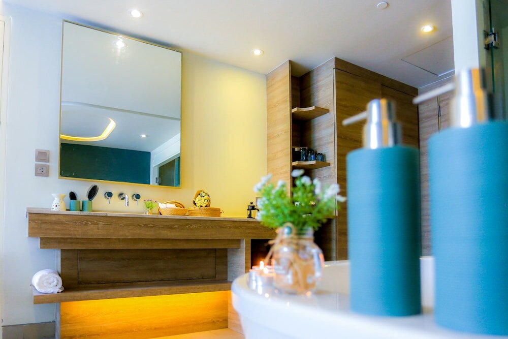 Фото Fusion Suites Phuket Patong