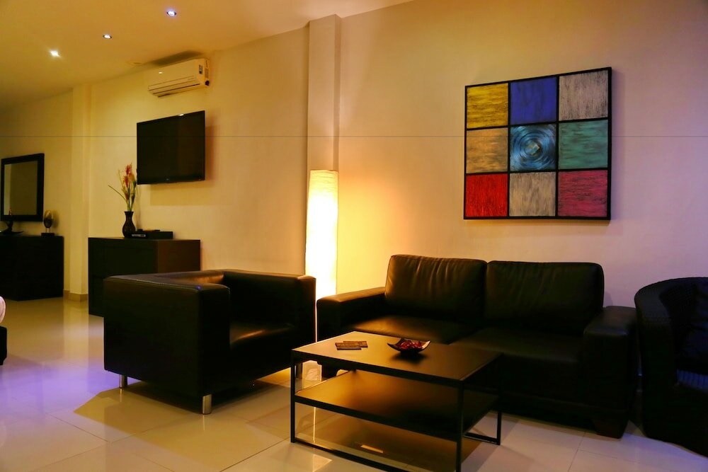 Фото East Suites
