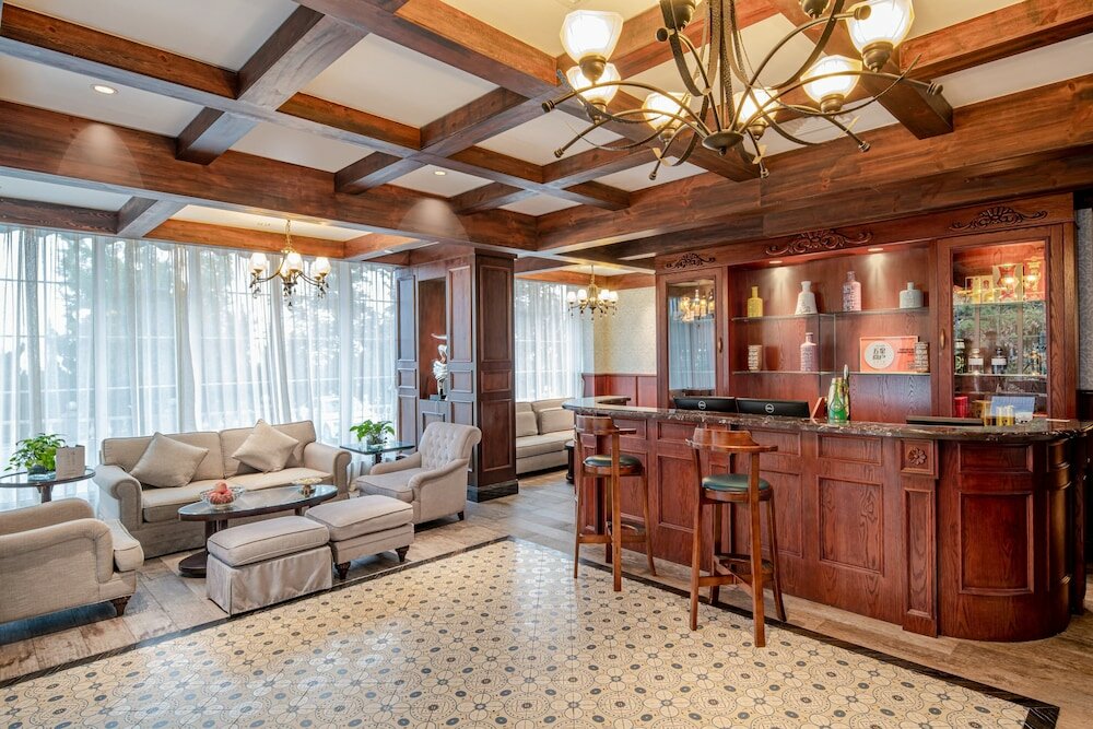 Фото Qingdao Seaview Garden Hotel