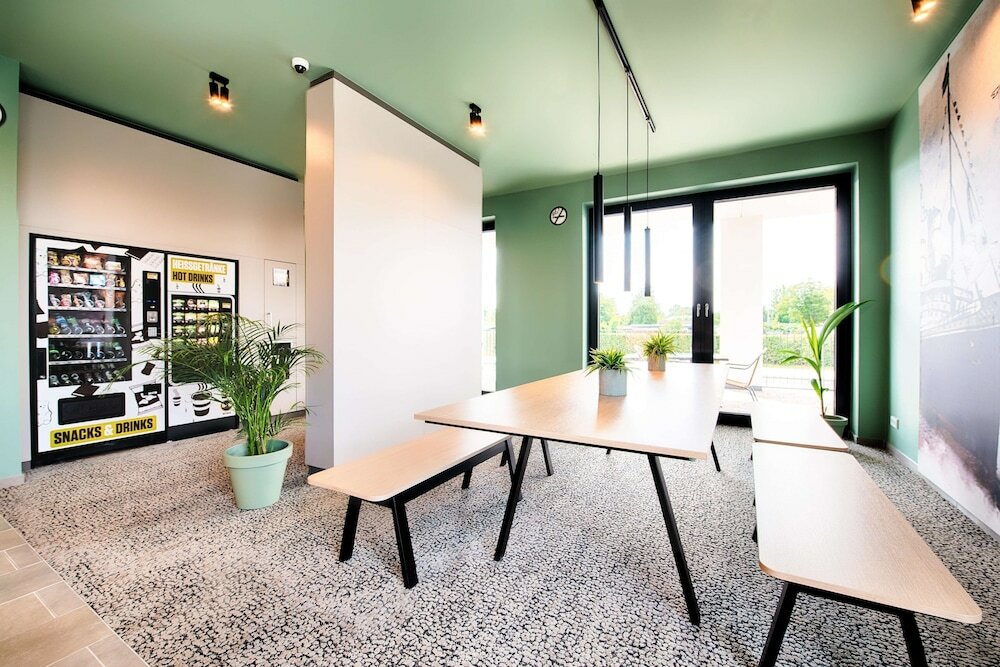 Фото B&b Hotel Wilhelmshaven