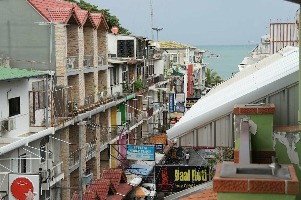 Hotel Max Residence, Pattaya, photo