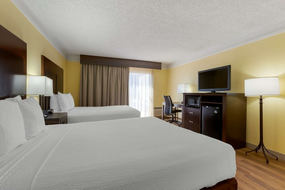Фото Best Western Phoenix Goodyear Inn