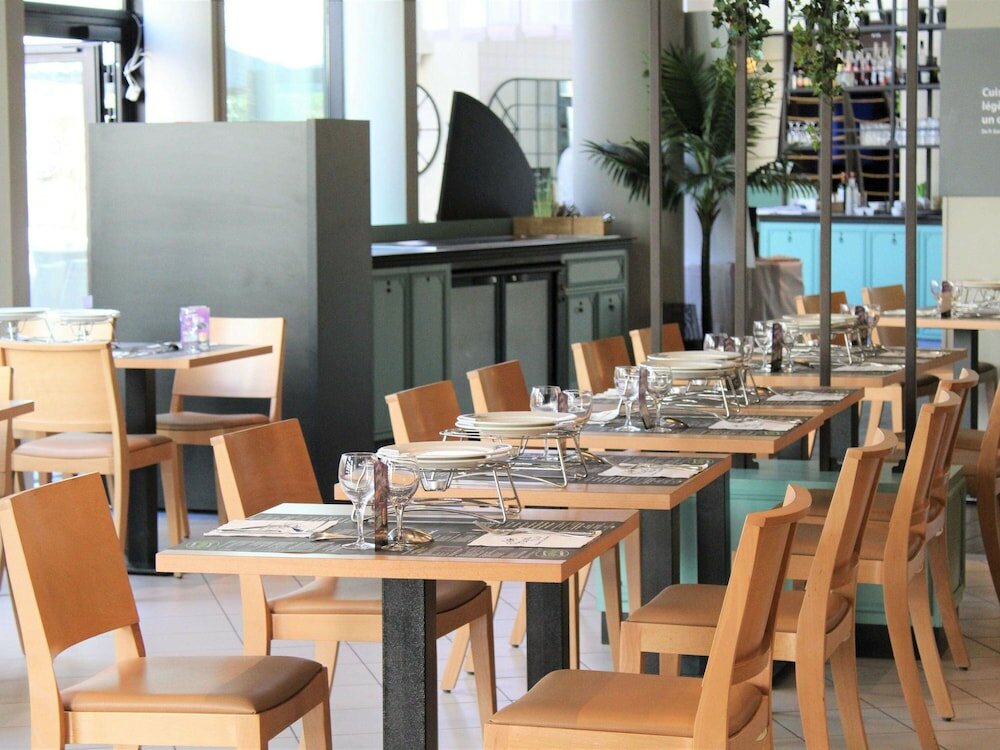 Фото Ibis Styles Evry Cathédrale Hotel