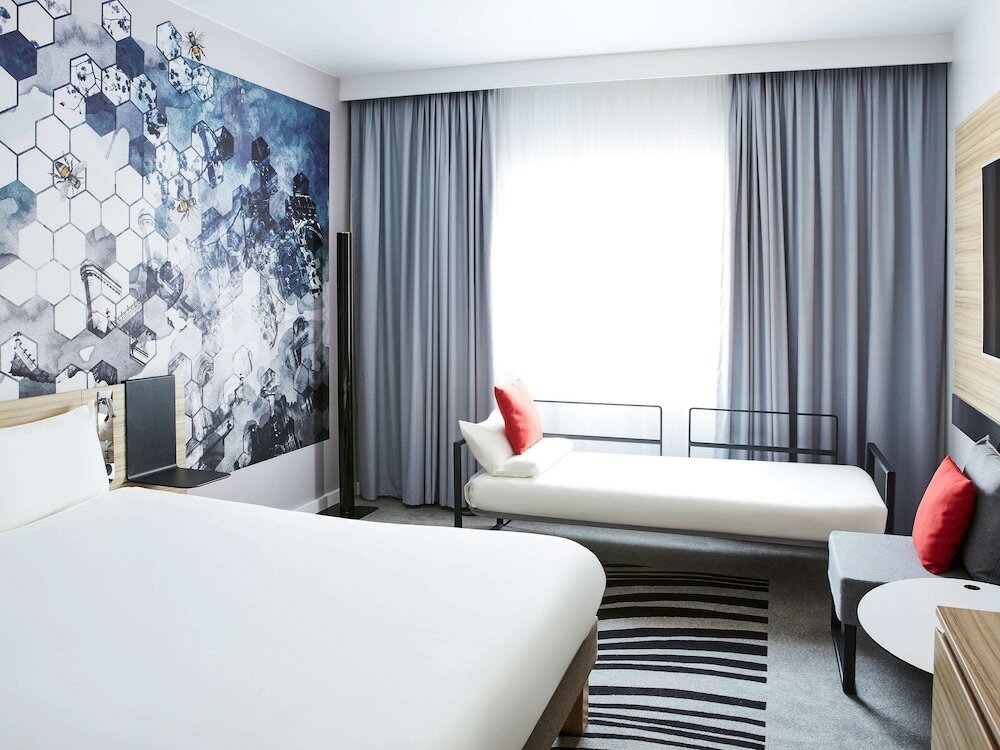 Фото Novotel Manchester Centre