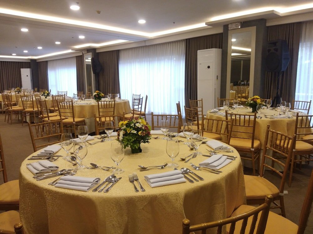 Фото The Mansion