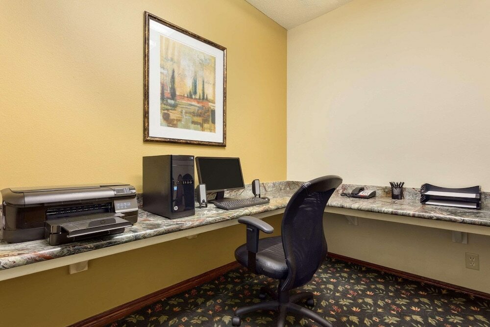 Фото Country Inn & Suites by Radisson, Norman, Ok