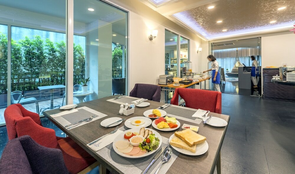 Фото Anajak Bangkok Hotel