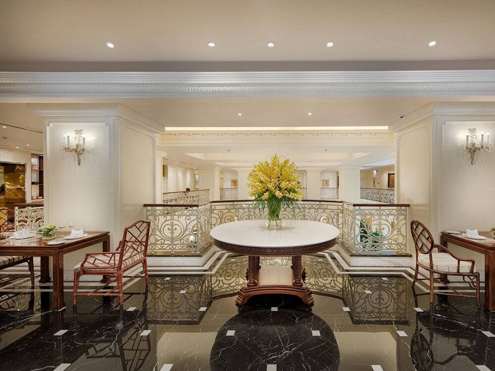 Фото Apricot Hotel