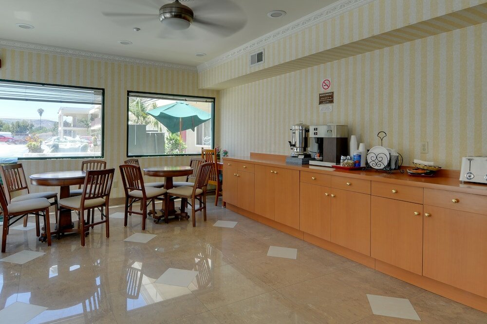 Фото Vagabond Inn Hacienda Heights