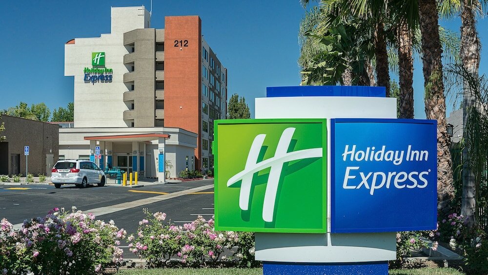 Фото Holiday Inn Express Fullerton - Anaheim, an Ihg Hotel