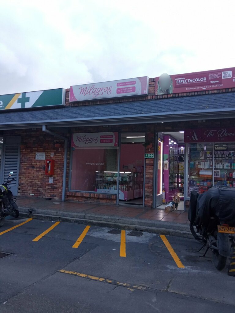 Perfume and cosmetics shop Milagros, Bogota, photo