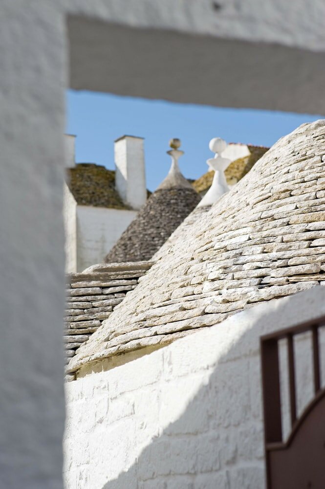 Фото Le Alcove Luxury Resort nei Trulli