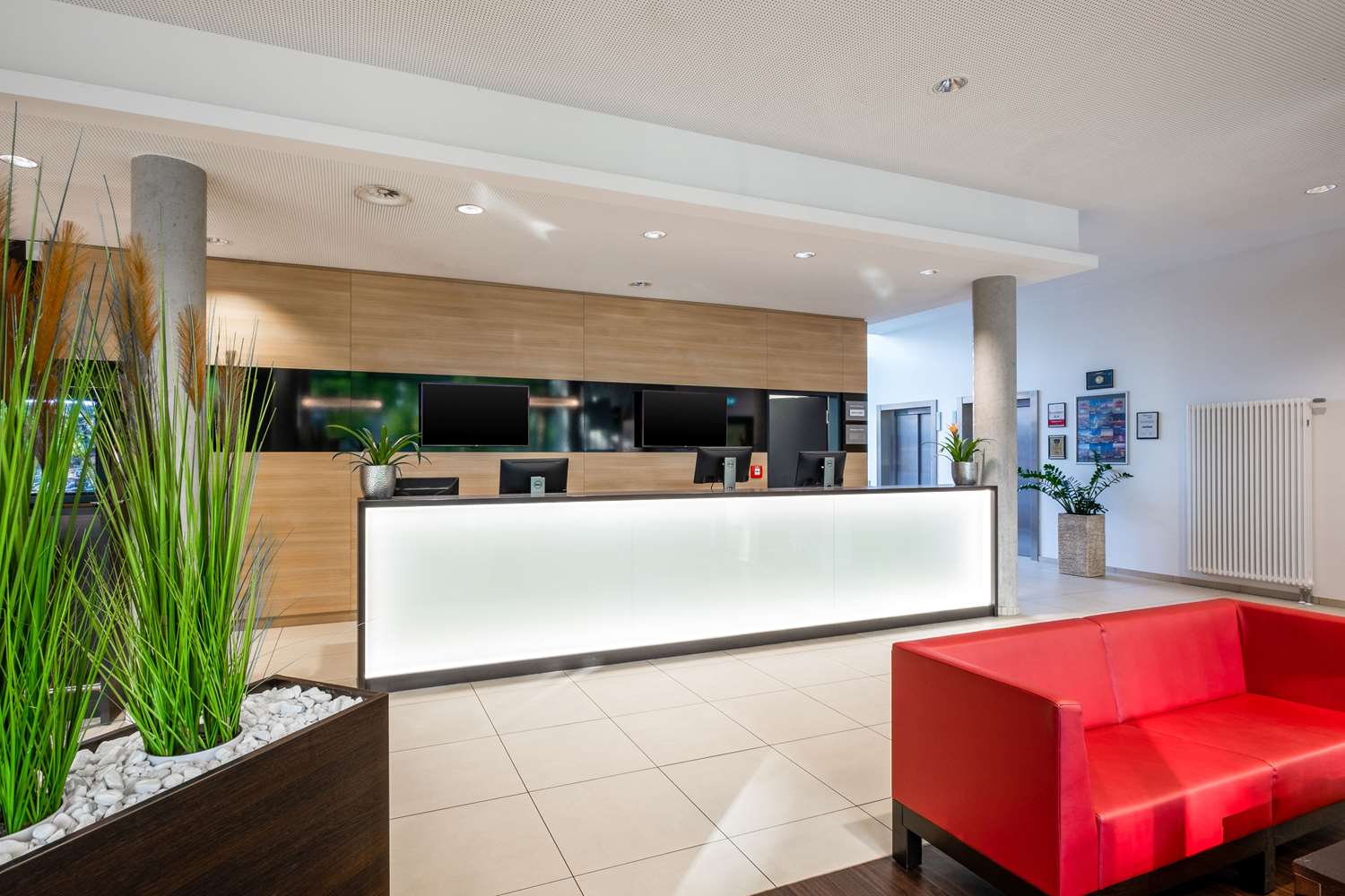 Фото Отель Premier Inn Hannover City University hotel