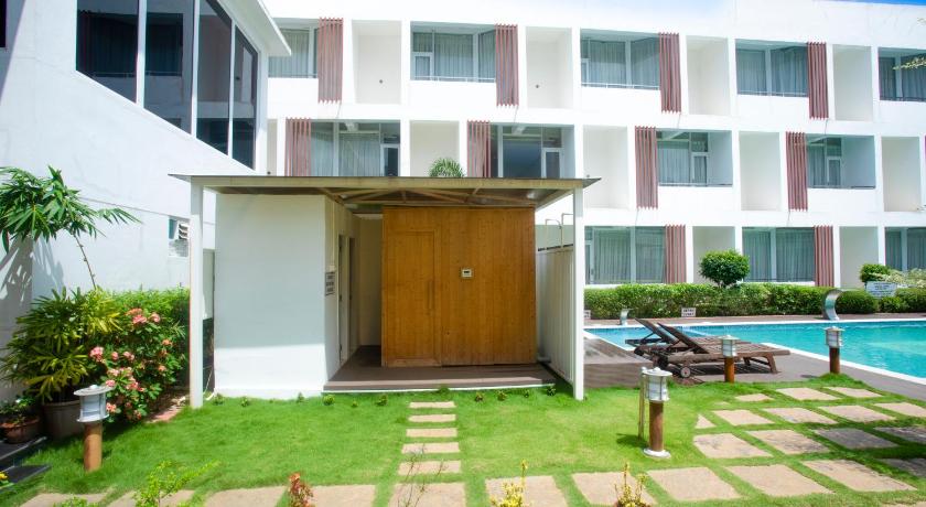 Фото Saaral Resorts