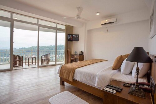 Внешний вид отеля Sandriana Lake View в Канди, фото 5