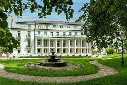 Гостиница Radisson Blu Badischer Hof Hotel, Baden-Baden в Баден-Баден
