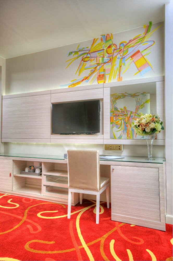 Фото One One Bangkok Hotel